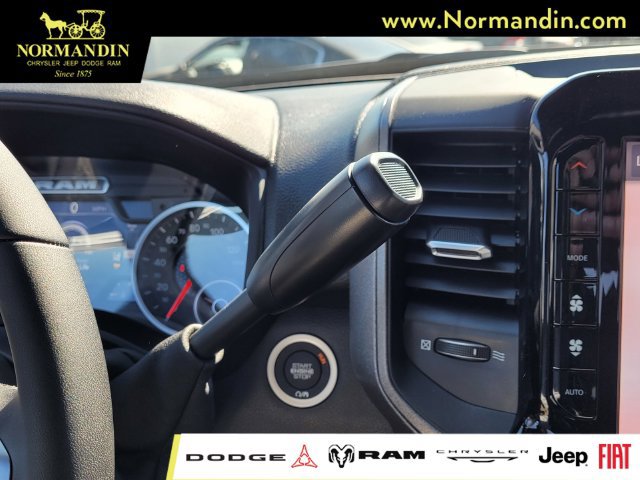 New 2025 RAM 5500 Tradesman w/ Safety Group AWD/4WD image 12