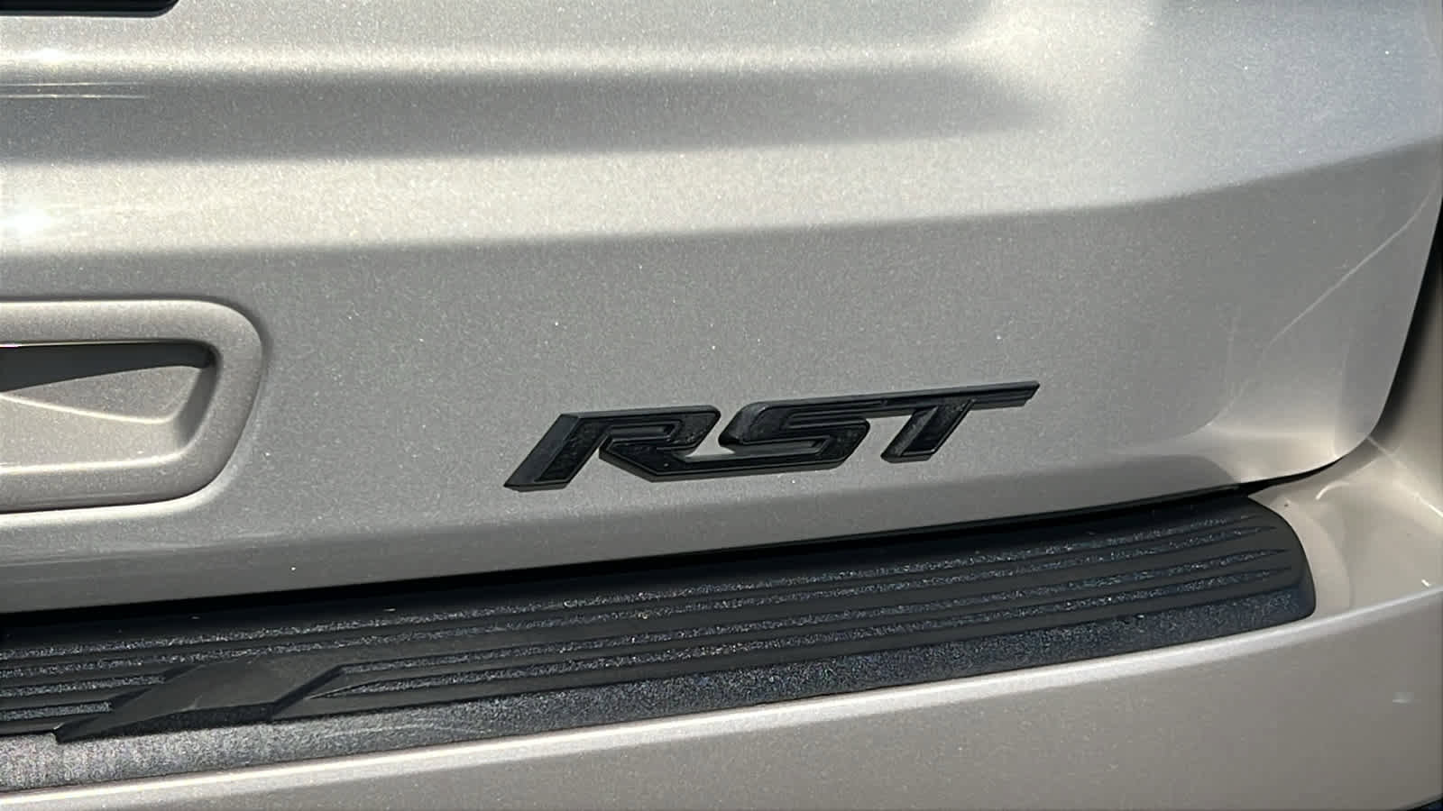 Certified 2022 Chevrolet Tahoe RST w/ Sport Performance Package image 28