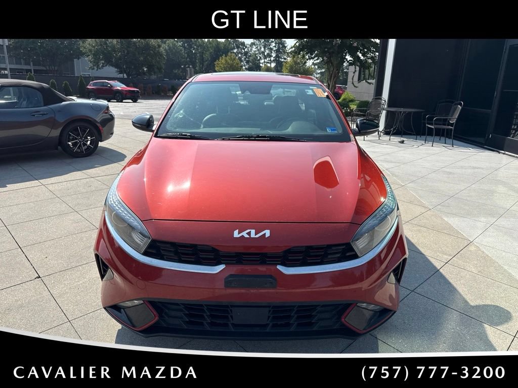 Used 2022 Kia Forte GT-Line w/ GT-Line Premium Package FWD image 2