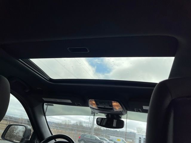 Used 2019 Jeep Grand Cherokee Laredo image 36