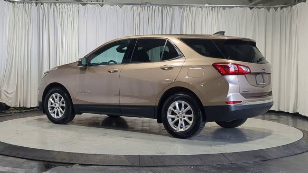 Used 2019 Chevrolet Equinox LT FWD image 8