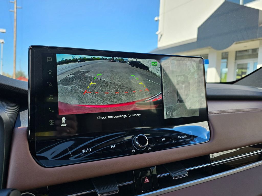 New 2025 Mitsubishi Outlander SEL image 11