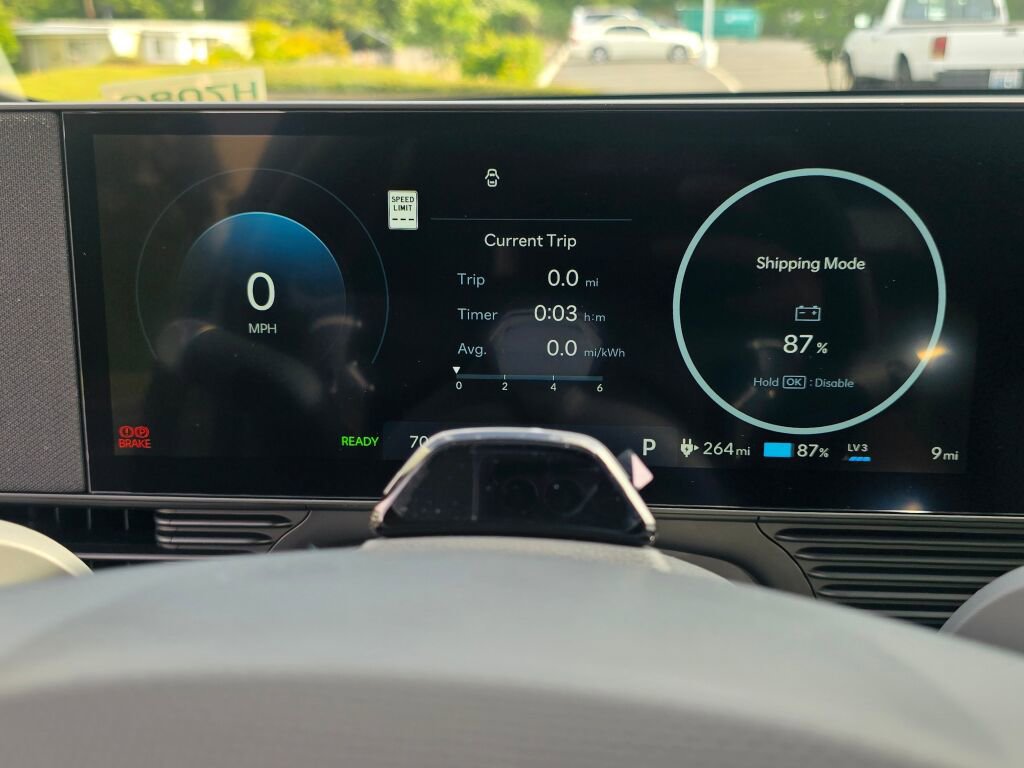 New 2025 Hyundai Ioniq 5 SE image 21