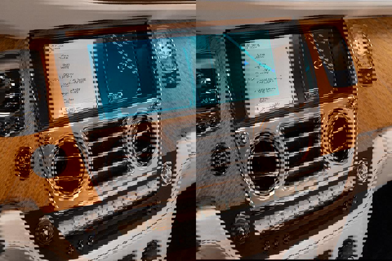 Used 2016 Rolls-Royce Dawn image 8