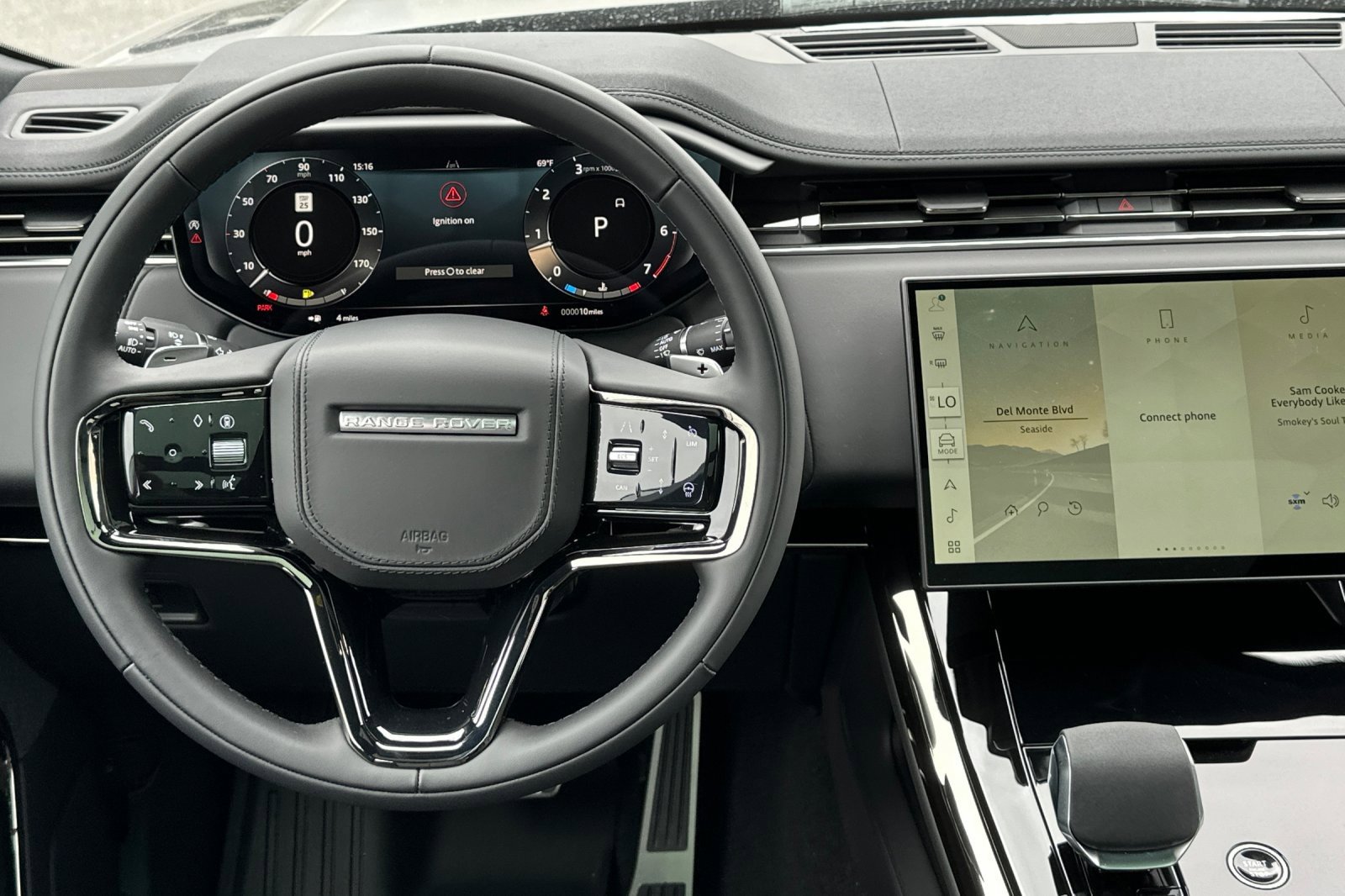 New 2025 Land Rover Range Rover Sport Dynamic SE image 13