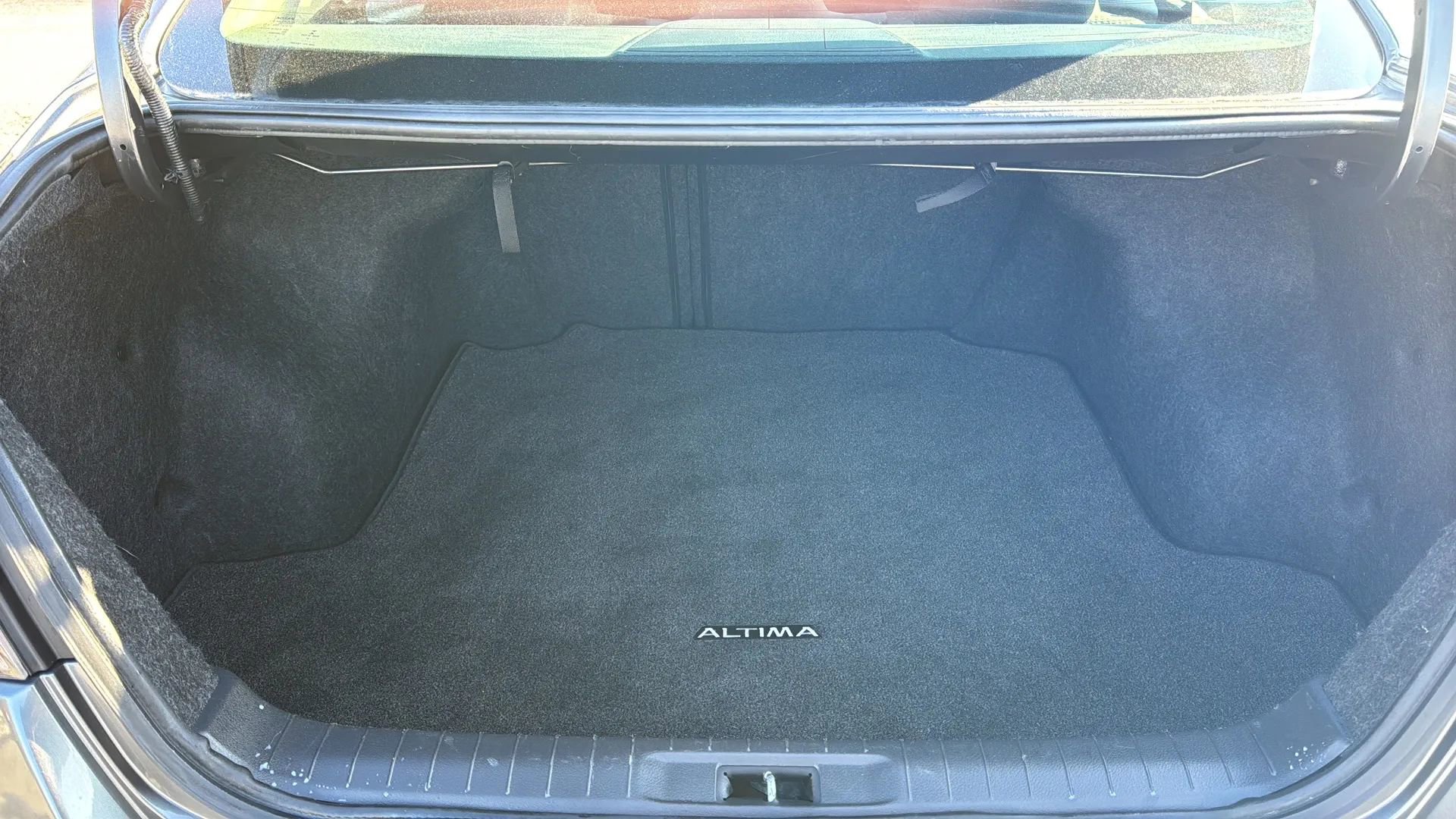 Used 2015 Nissan Altima 2.5 S w/ Special Edition Package image 14