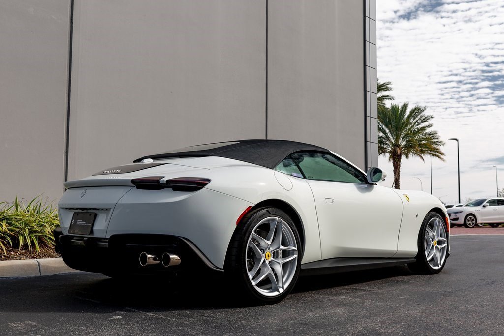 Used 2024 Ferrari Roma Spider image 6