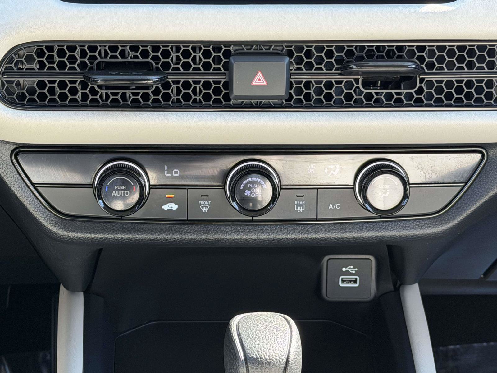 Certified 2024 Honda HR-V LX image 13