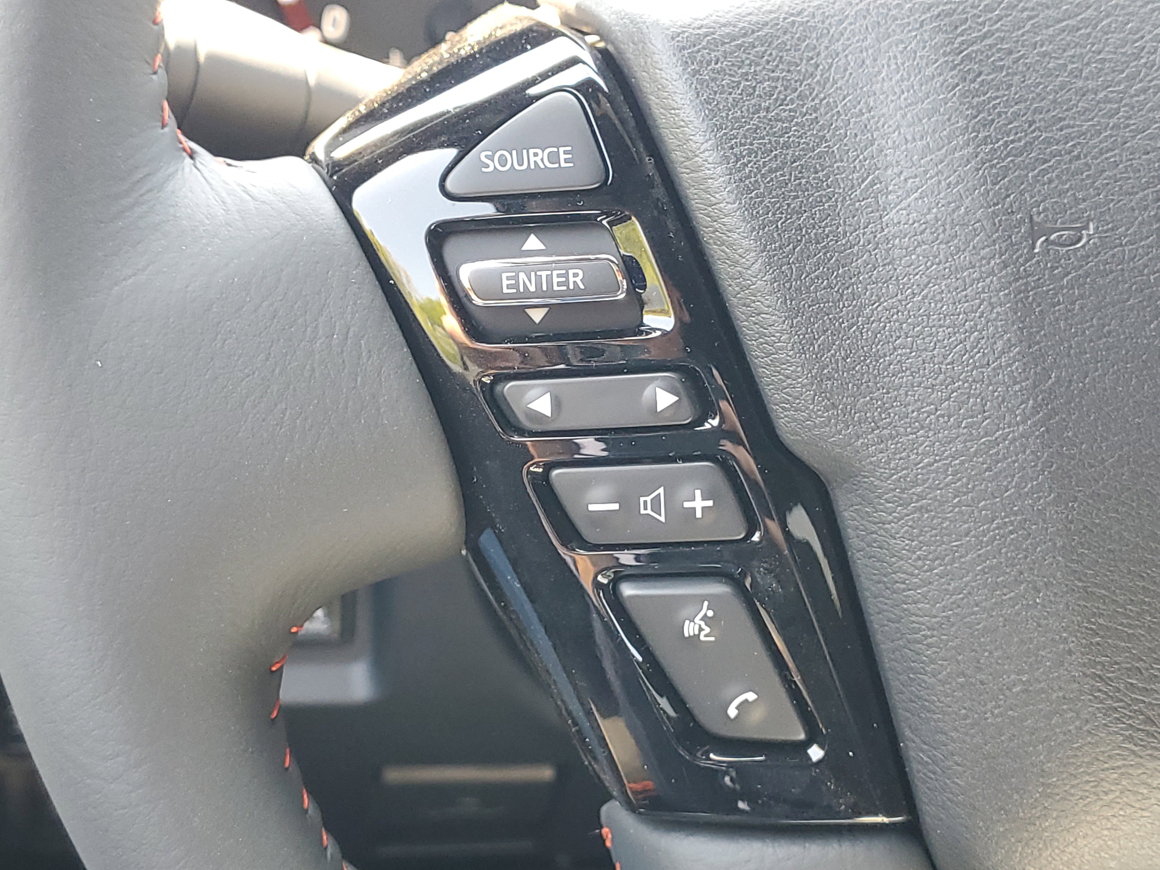 New 2026 Nissan Frontier PRO-4X w/ Pro-4x Convenience Package AWD/4WD image 9