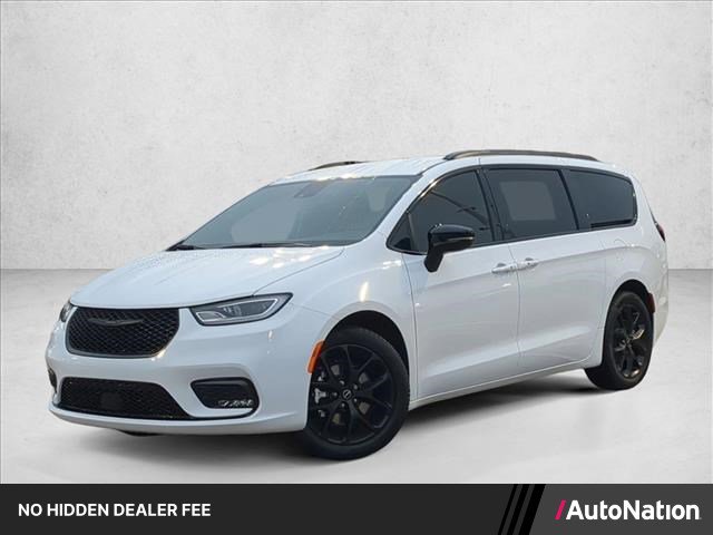 New 2026 Chrysler Pacifica Select w/ S Appearance Package