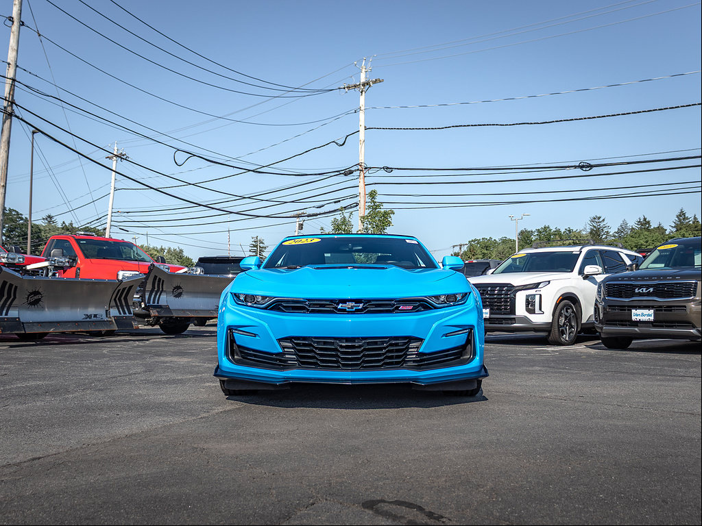 Used 2023 Chevrolet Camaro SS RWD image 3