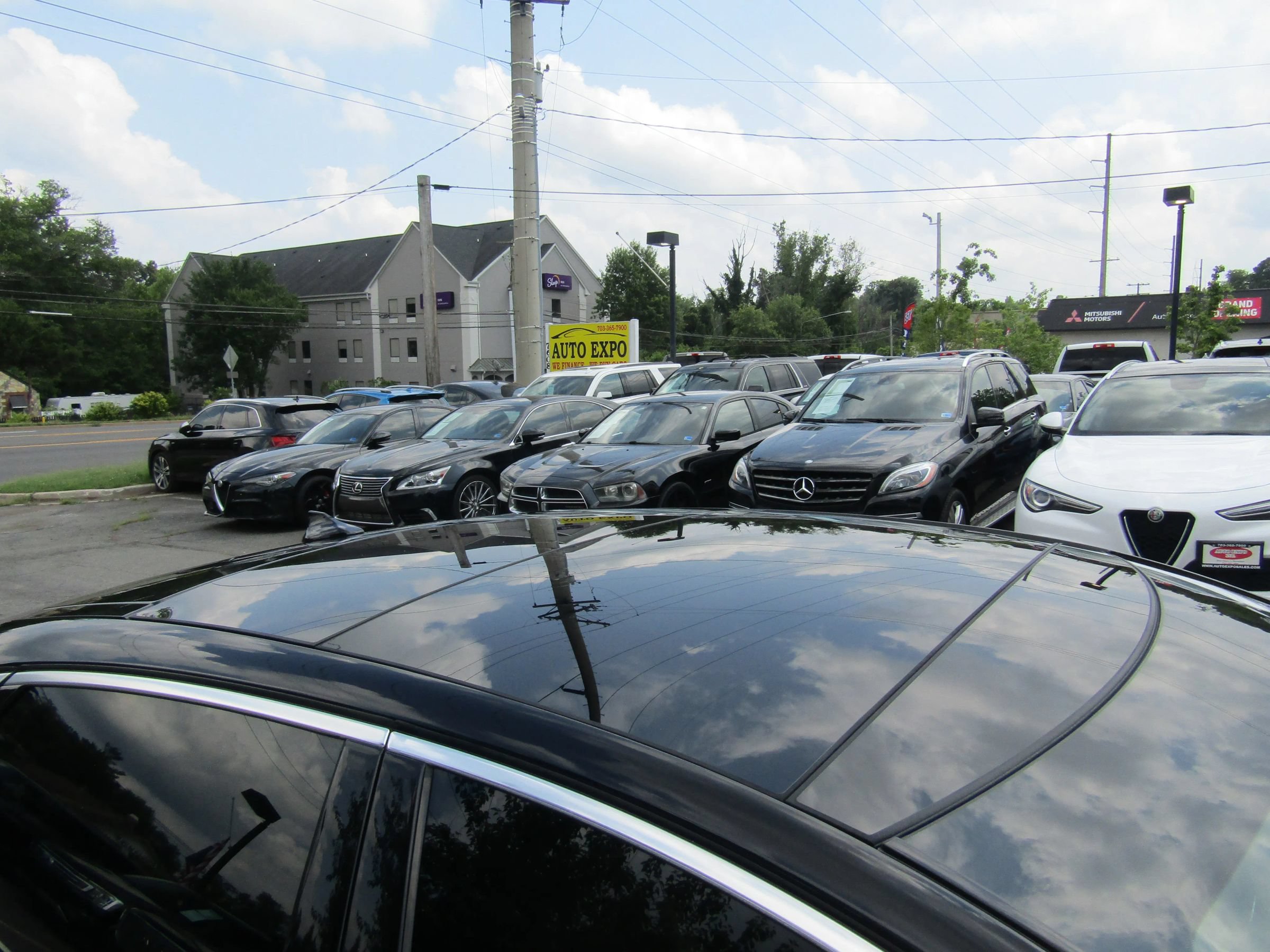 Used 2013 Jaguar XJ L Supersport RWD image 9
