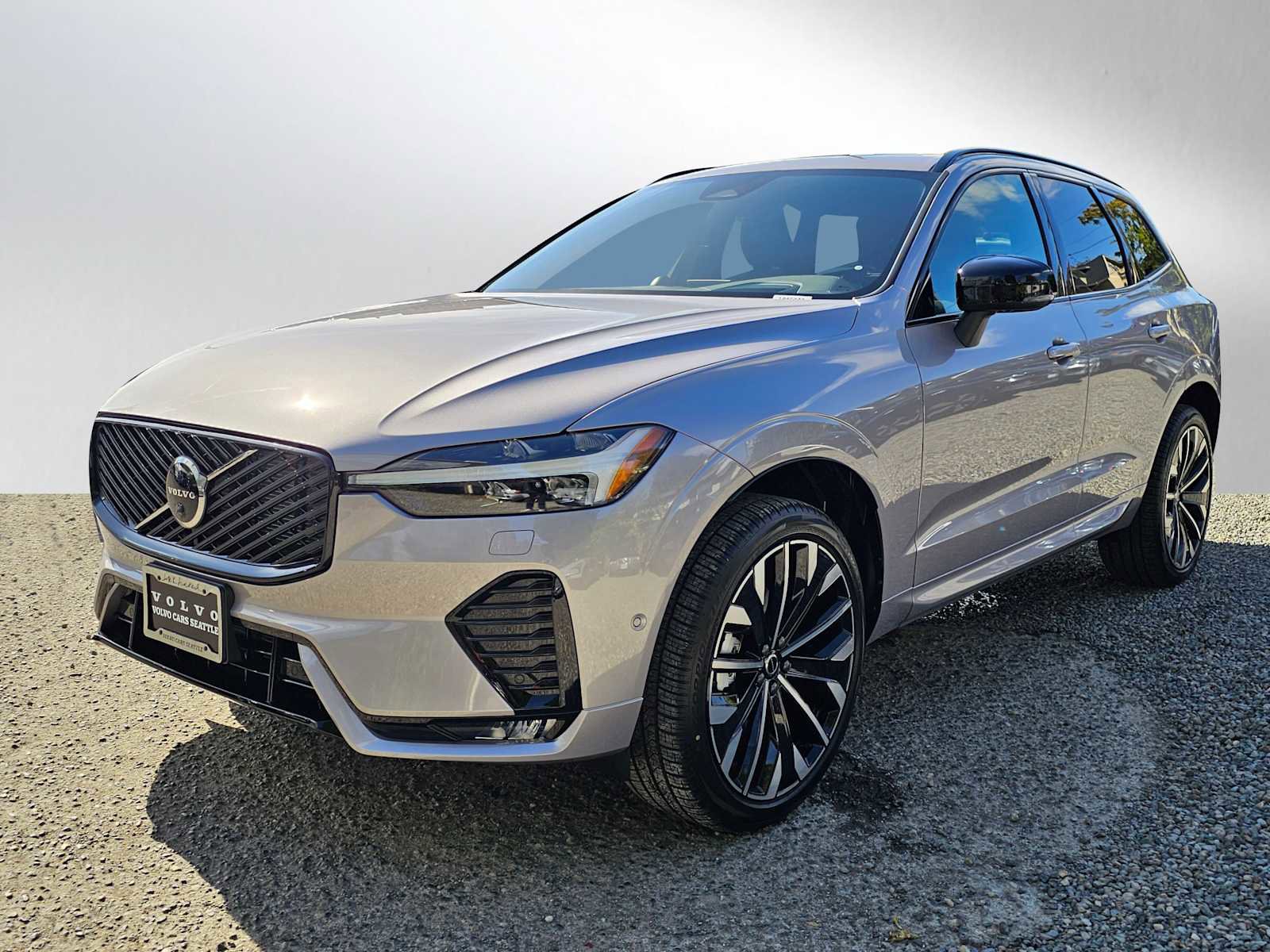 New 2026 Volvo XC60 B5 Ultra w/ Protection Package Premier image 7