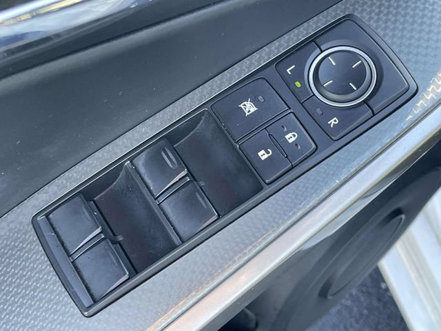 Used 2016 Lexus IS 350 w/ F Sport Package RWD image 15