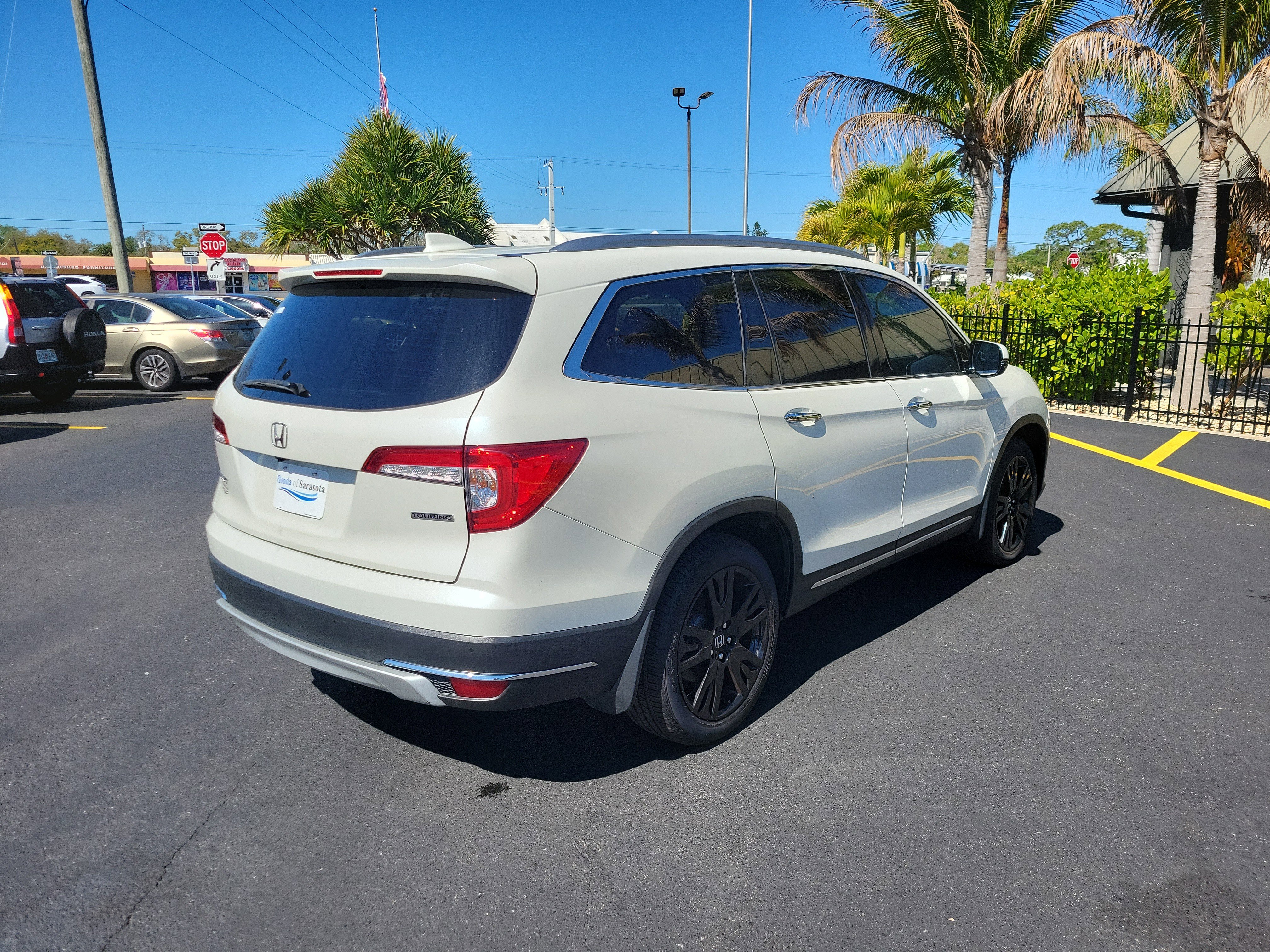Used 2019 Honda Pilot Touring image 5