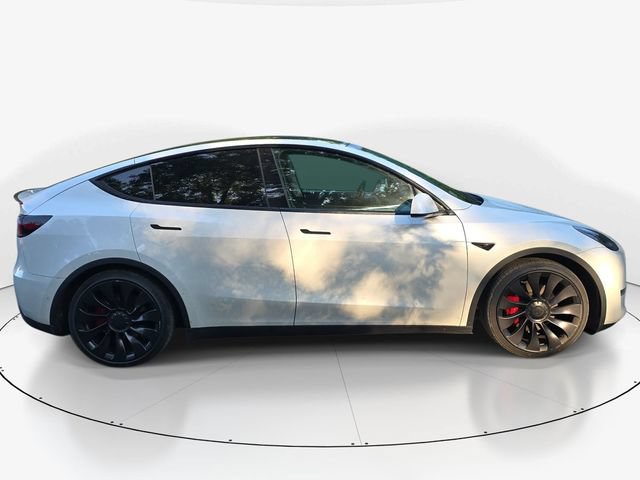 Used 2022 Tesla Model Y Performance AWD/4WD image 4