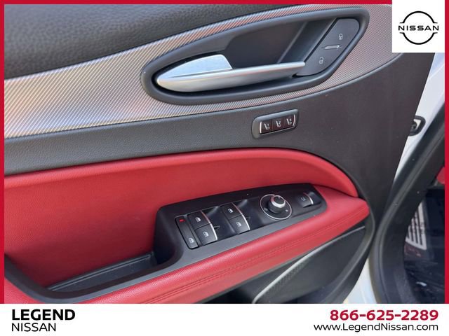 Used 2020 Alfa Romeo Stelvio Ti Sport w/ Quick Order Package 22S Sport AWD/4WD image 14