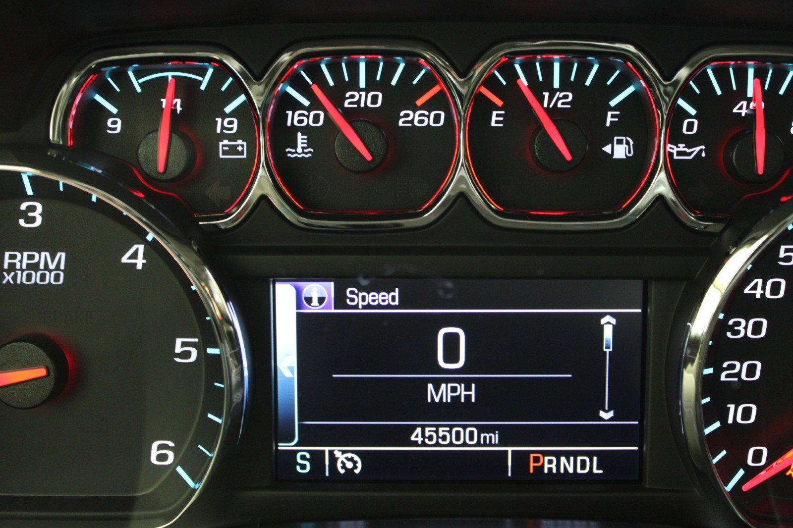 Used 2018 Chevrolet Silverado 1500 LT w/ All Star Edition image 27