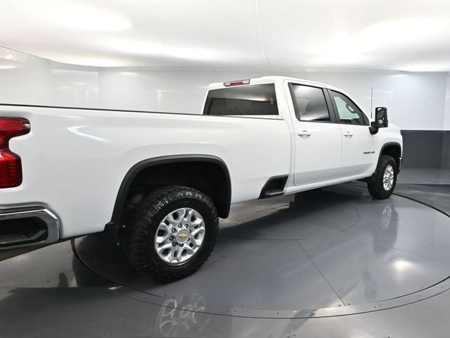 Used 2024 Chevrolet Silverado 3500 LT image 6