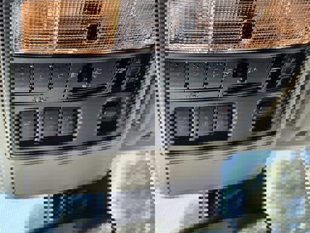 Used 2024 Toyota 4Runner Limited image 22