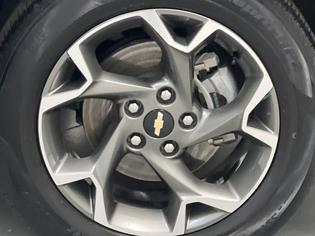 Used 2025 Chevrolet Trax LT w/ LT Convenience Package FWD image 61