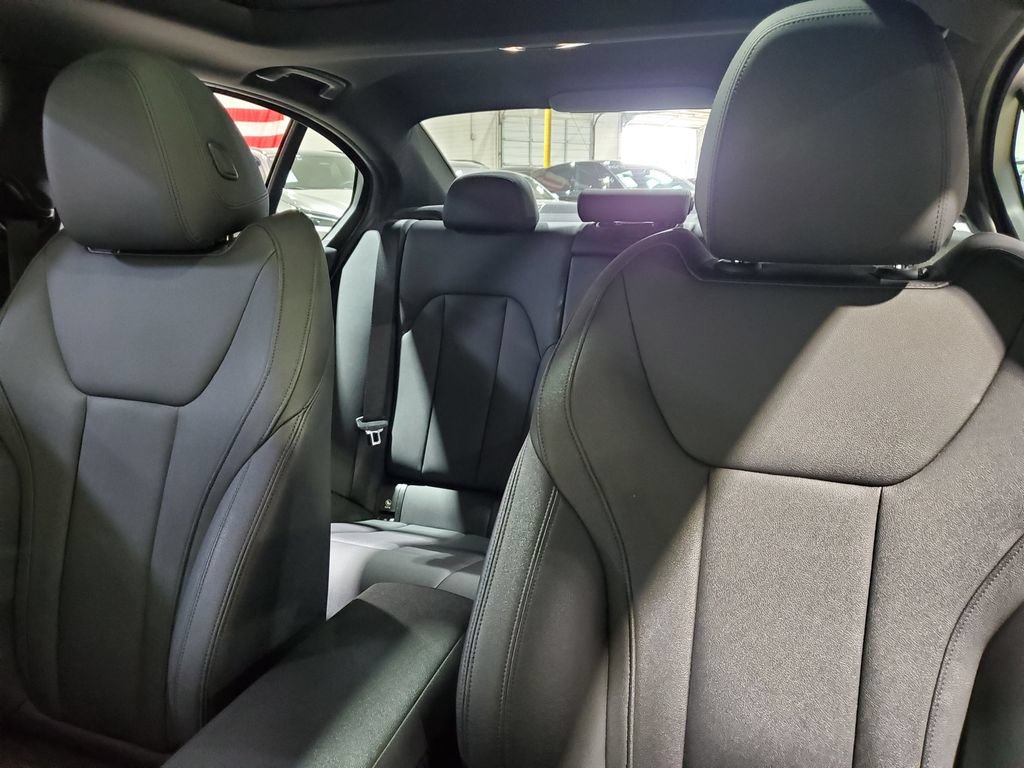 Used 2020 BMW 330i Sedan w/ Convenience Package RWD image 41