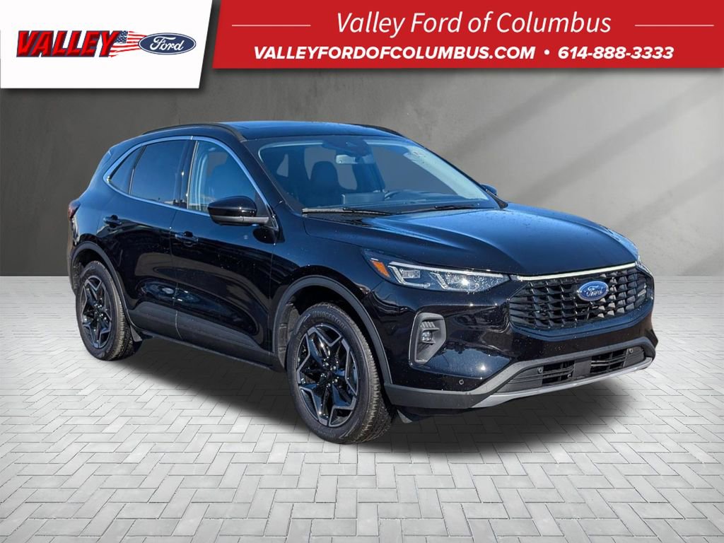 New 2026 Ford Escape Platinum w/ Premium Technology Package