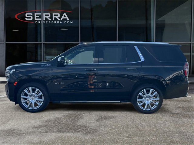 Used 2023 Chevrolet Tahoe High Country image 2