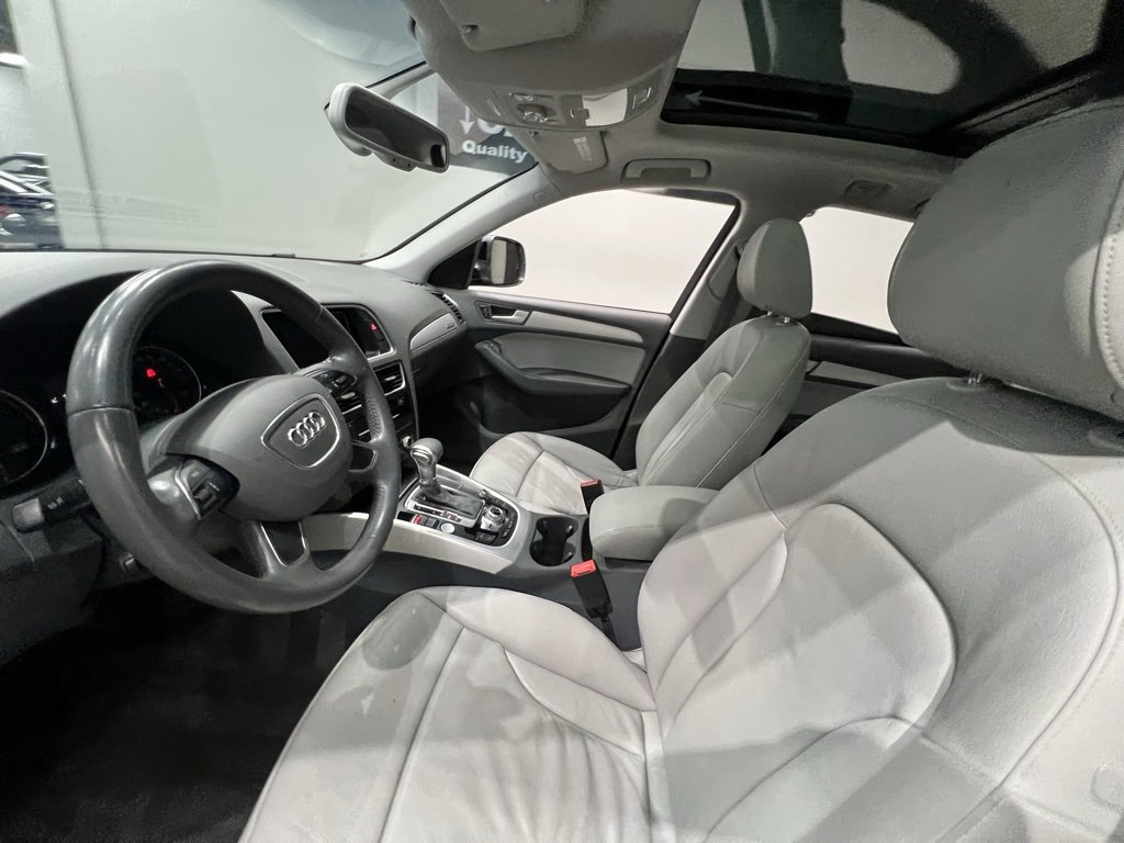 Used 2015 Audi Q5 2.0T Premium Plus w/ Technology Package image 21