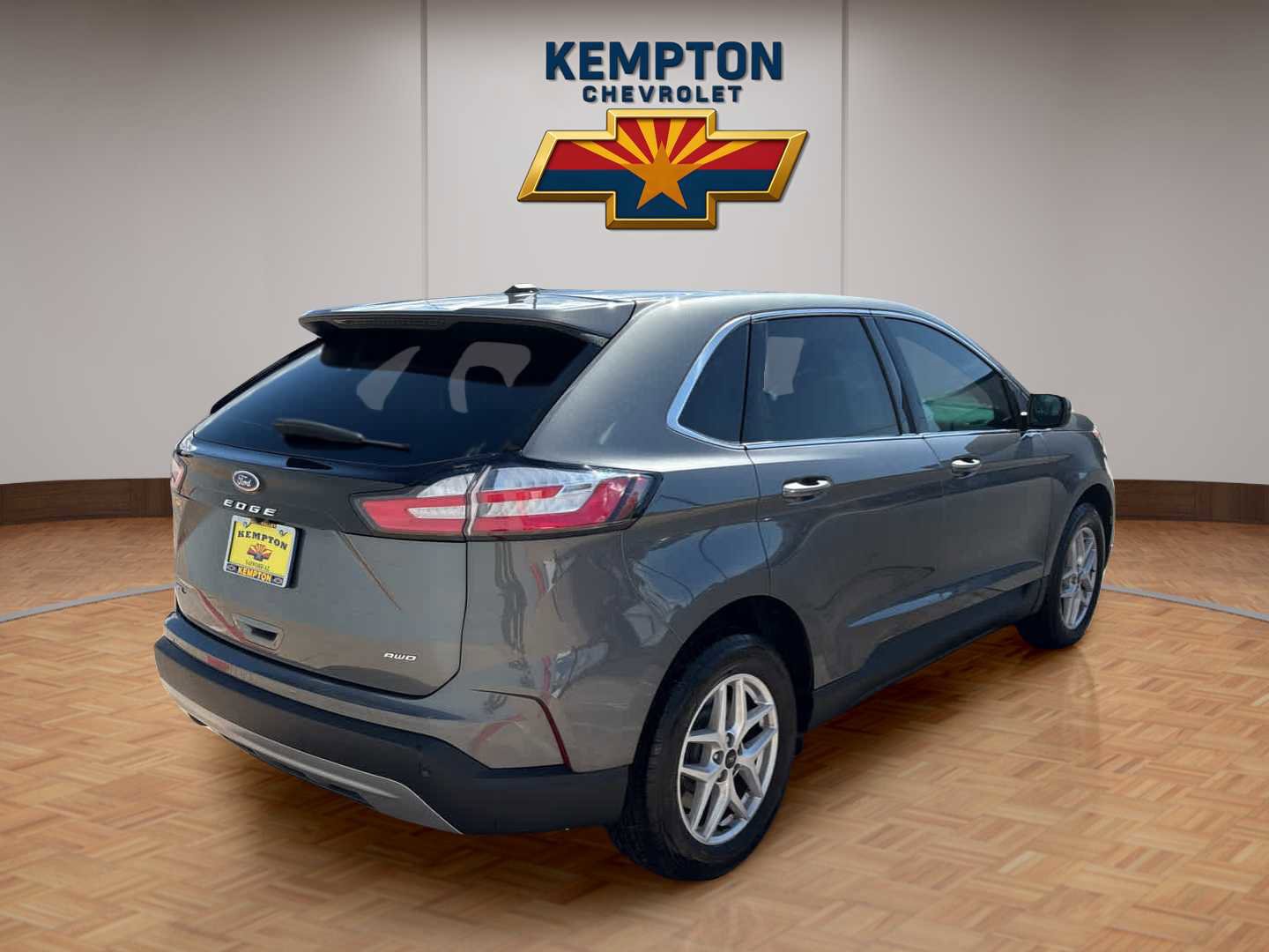 Used 2024 Ford Edge SEL w/ Convenience Package AWD/4WD image 6