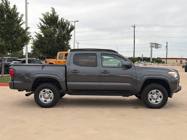 Used 2023 Toyota Tacoma SR AWD/4WD image 11
