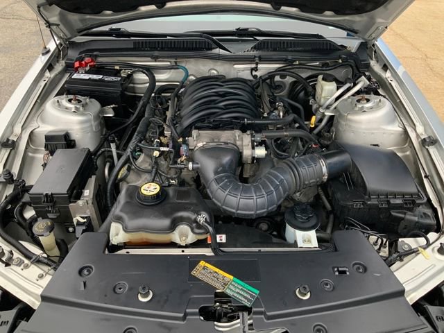 Used 2009 Ford Mustang GT Premium image 12