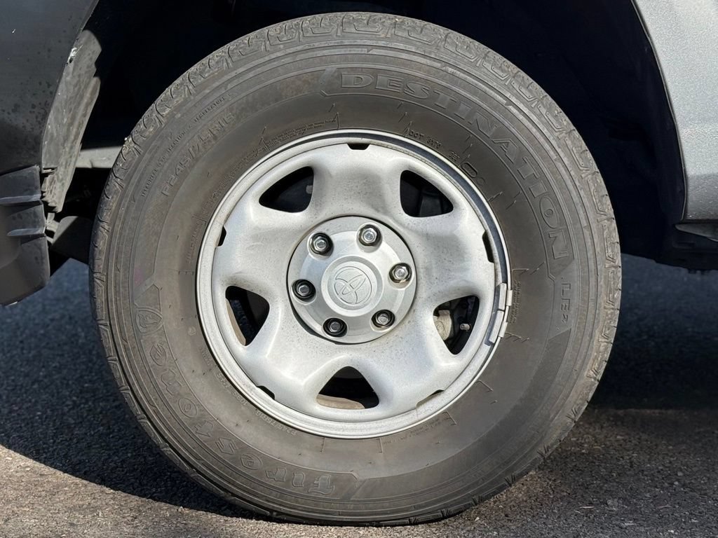 Used 2022 Toyota Tacoma SR RWD image 9
