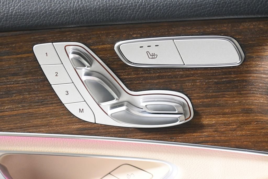 Certified 2022 Mercedes-Benz GLC 300 4MATIC image 18