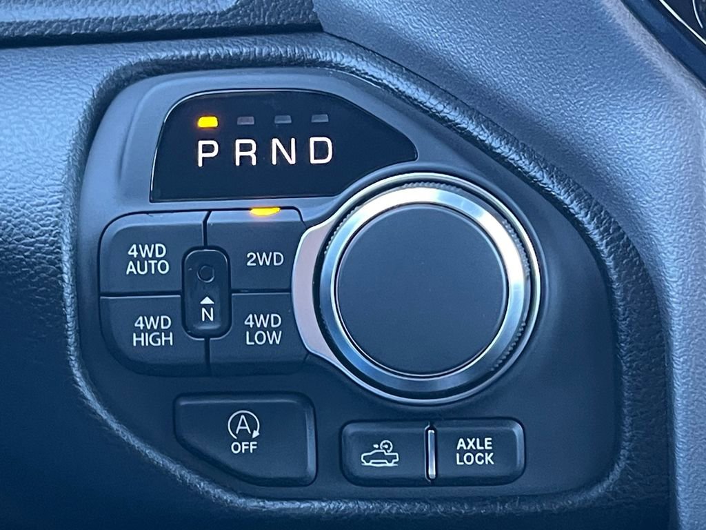 New 2026 RAM 1500 4x4 Crew Cab image 10