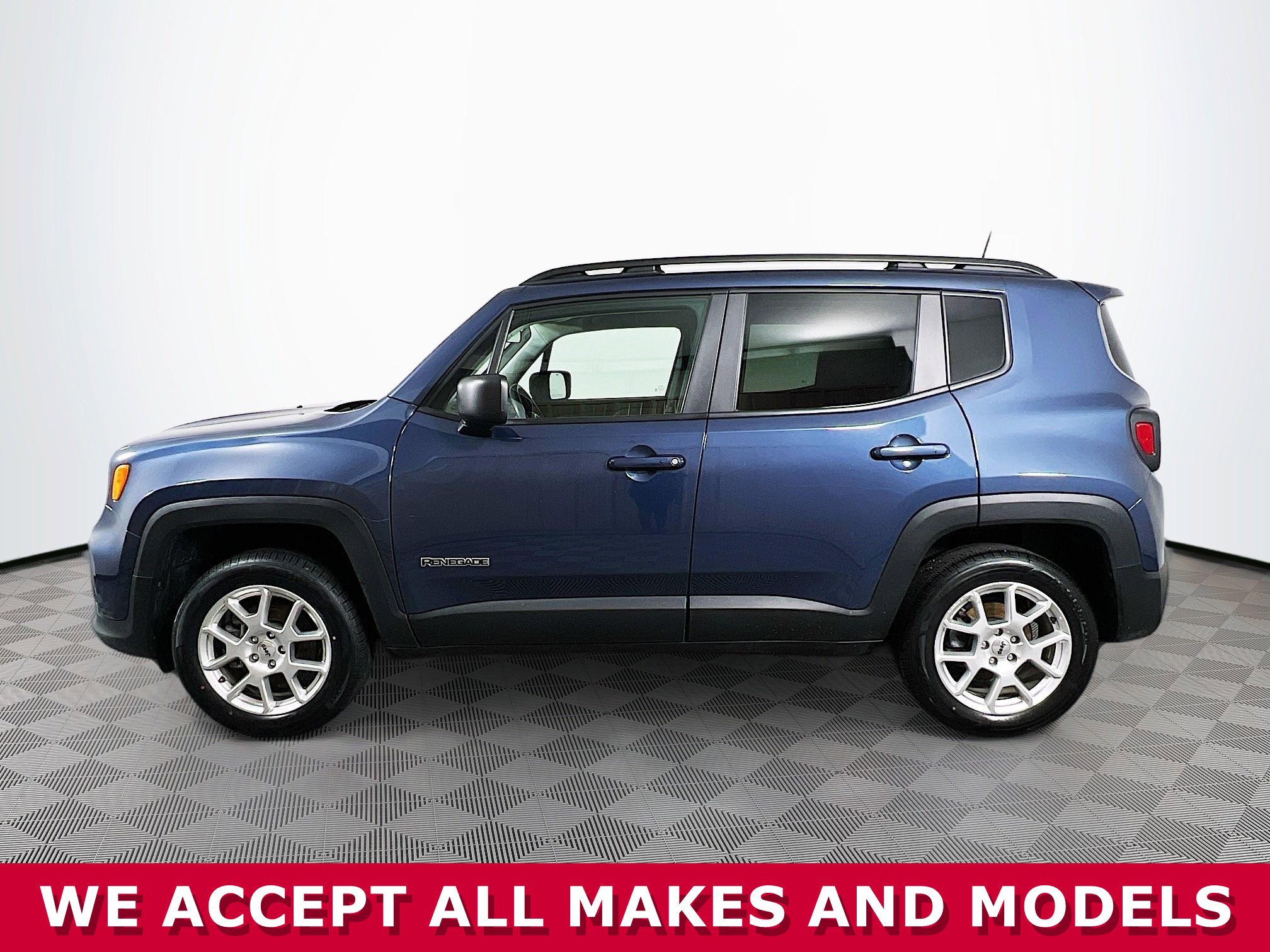 Used 2022 Jeep Renegade Latitude AWD/4WD image 27