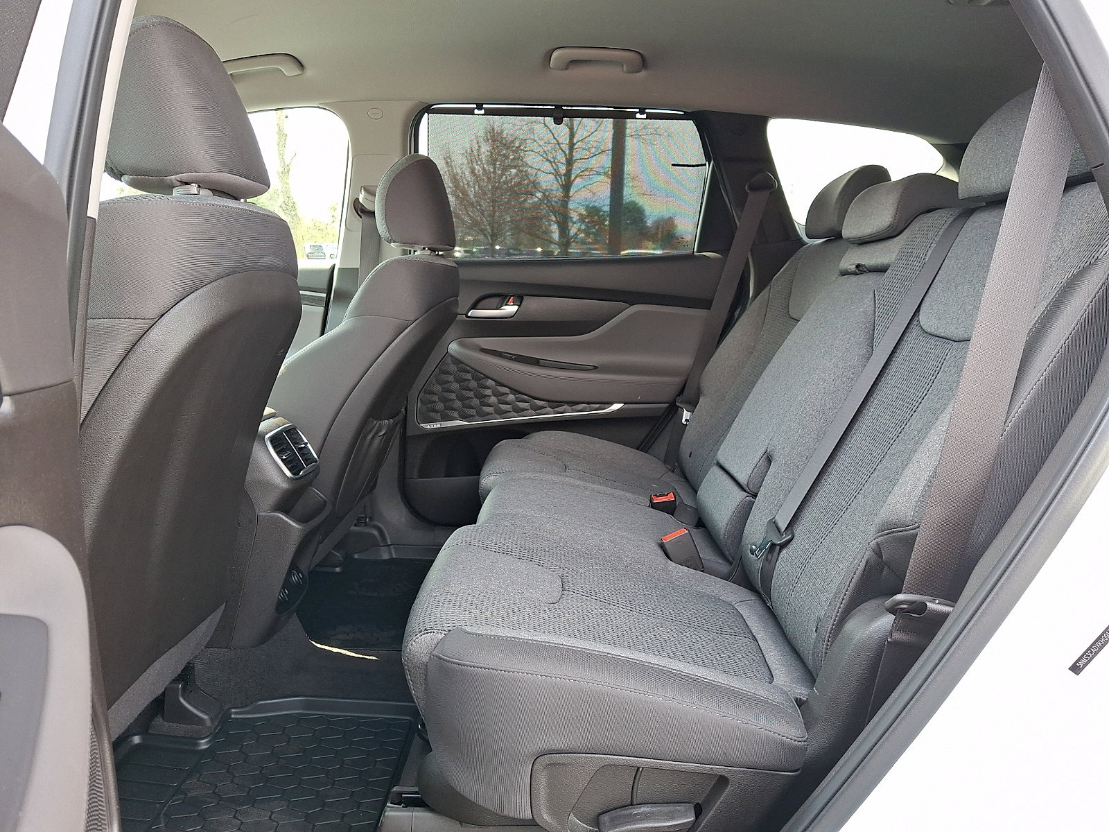 Used 2019 Hyundai Santa Fe SEL AWD/4WD image 9