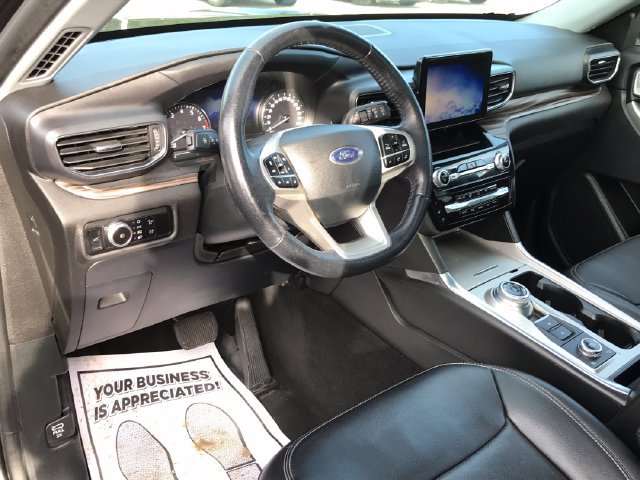 Used 2023 Ford Explorer Limited AWD/4WD image 31