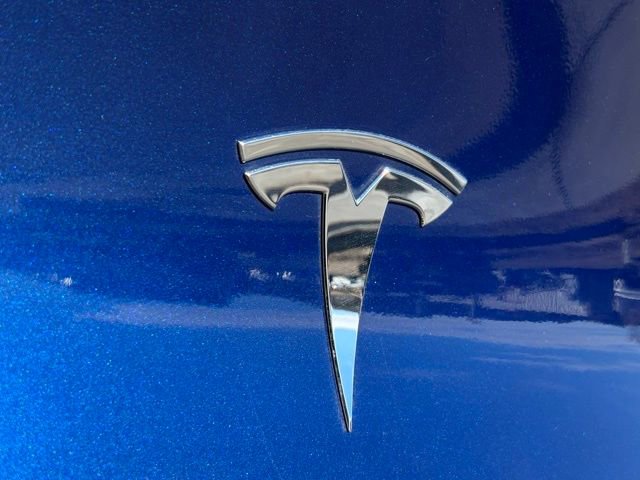 Used 2025 Tesla Model Y Long Range image 18