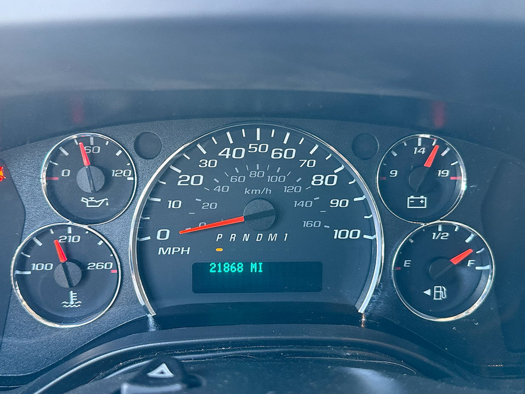 Used 2025 GMC Savana 2500 w/ Driver Convenience Package RWD image 30