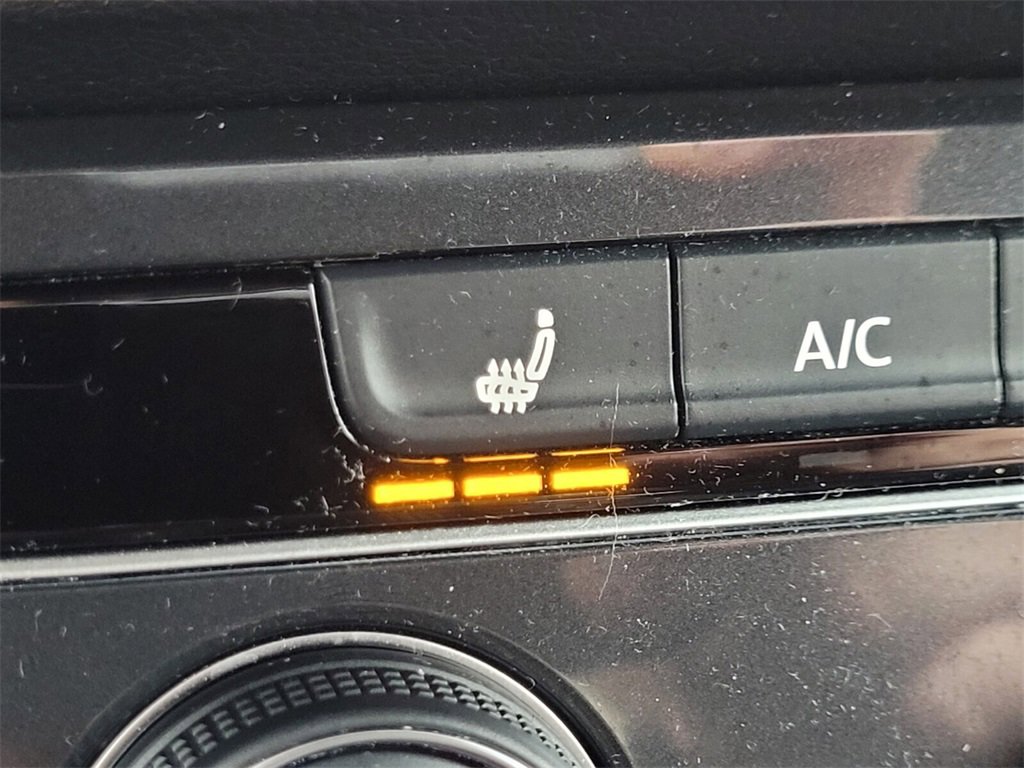 Used 2024 Volkswagen Tiguan S image 19