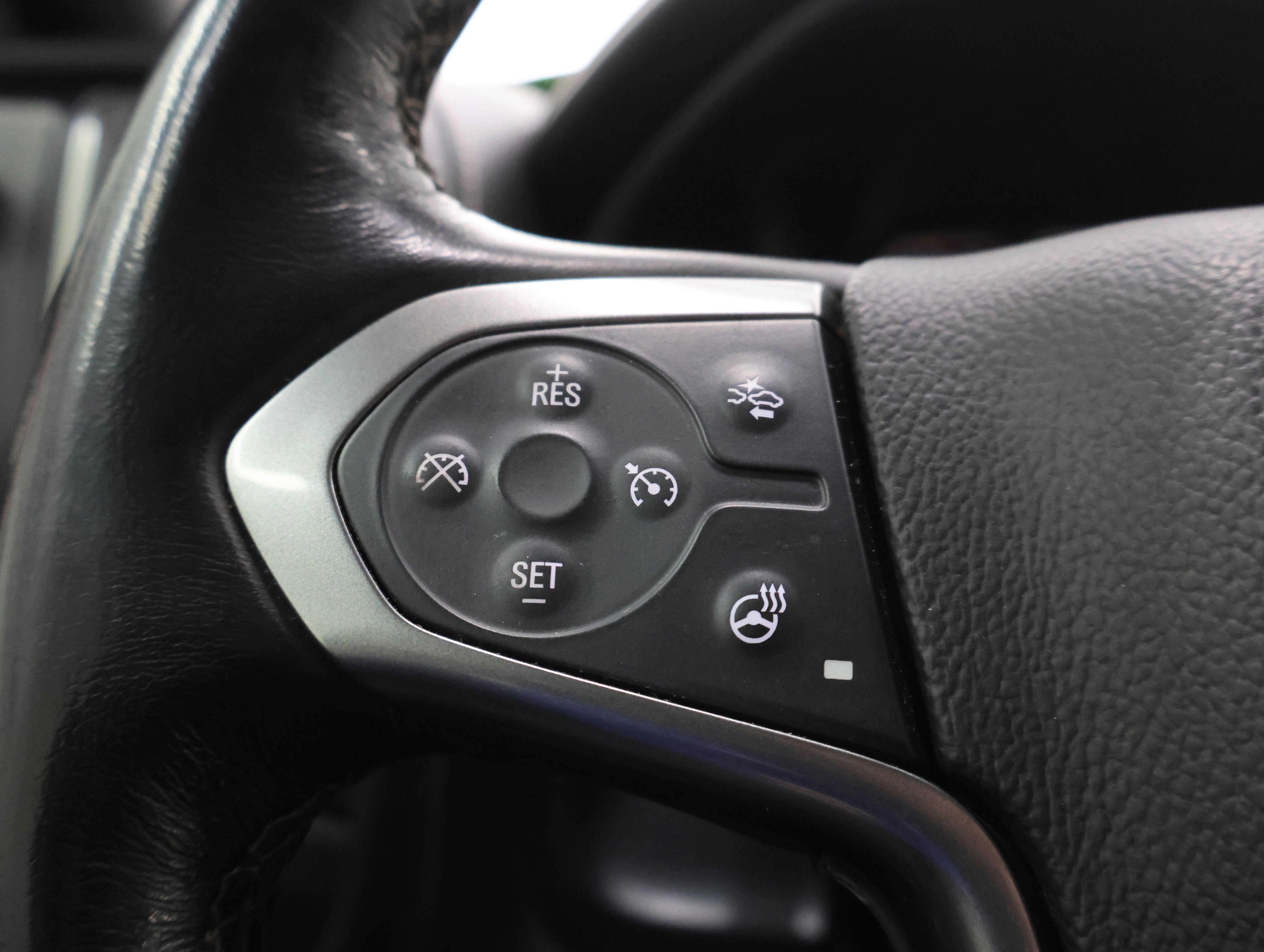 Used 2018 Chevrolet Silverado 2500 LTZ w/ Duramax Plus Package image 15