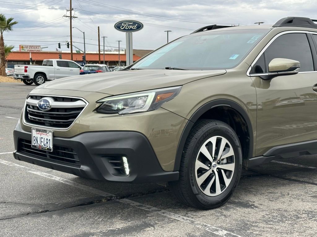 Used 2020 Subaru Outback Premium image 11