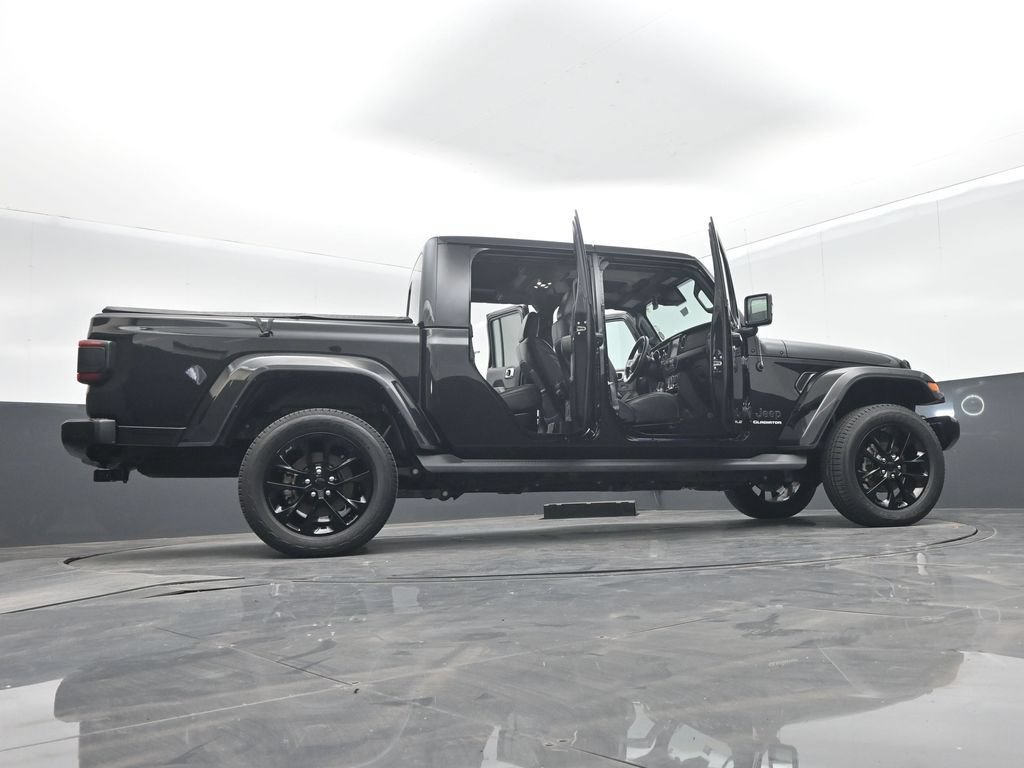 Used 2022 Jeep Gladiator Overland AWD/4WD image 76