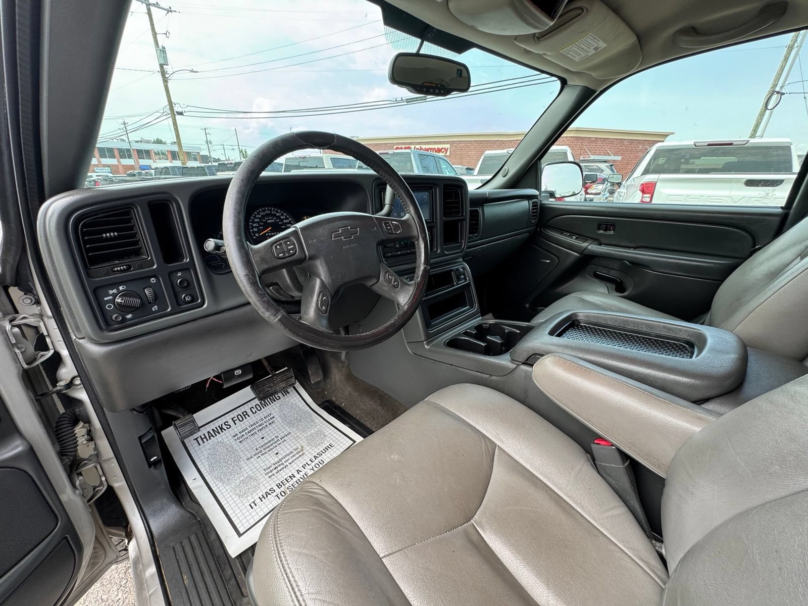 Used 2006 Chevrolet Silverado 1500 LT w/ Onstar Plus Package RWD image 11