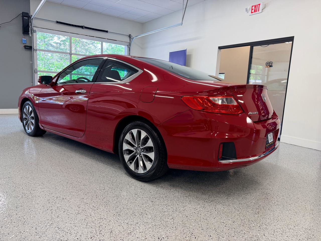 Used 2015 Honda Accord EX image 5