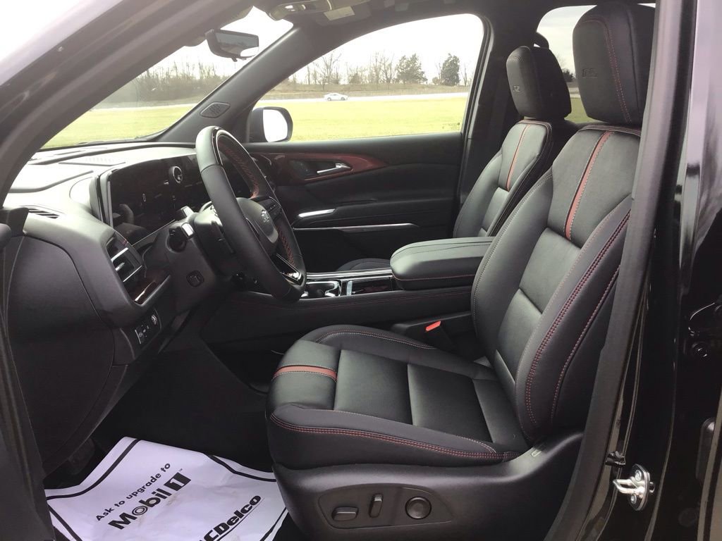 New 2026 Chevrolet Traverse RS image 32