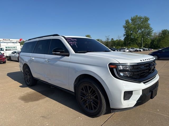Used 2025 Ford Expedition Max Platinum w/ Stealth Performance Package AWD/4WD image 1