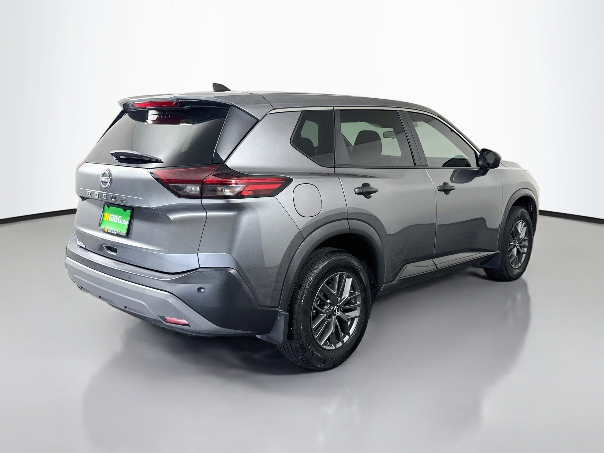 Used 2023 Nissan Rogue S FWD image 10