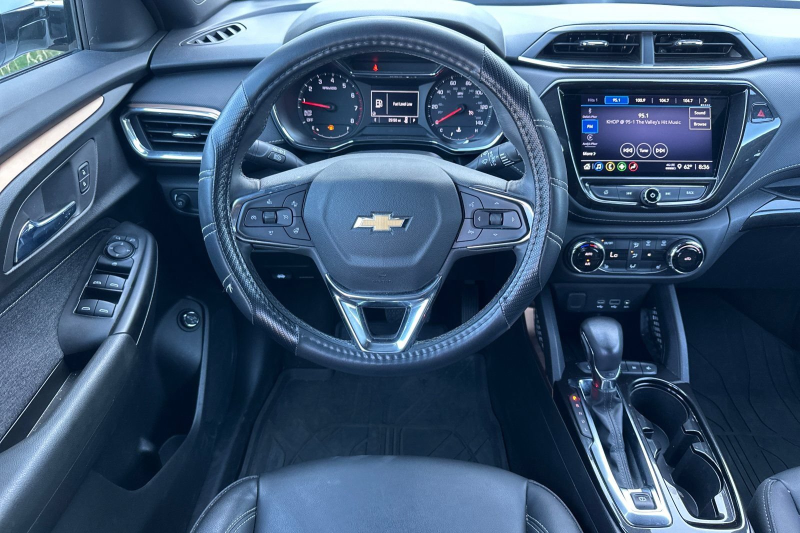 Used 2023 Chevrolet TrailBlazer ACTIV w/ Sun and Liftgate Package FWD image 16